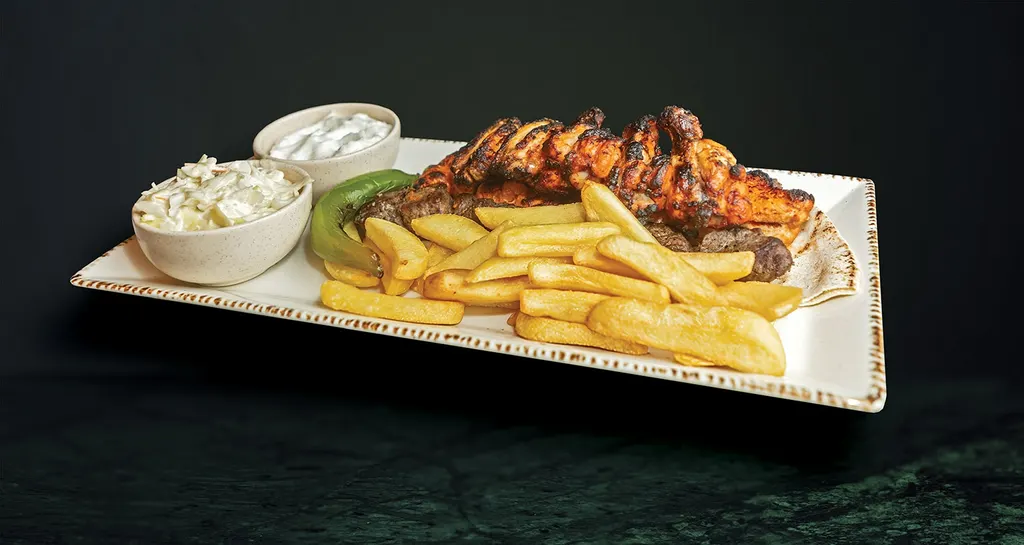 Mixed Grill cu Aripioare